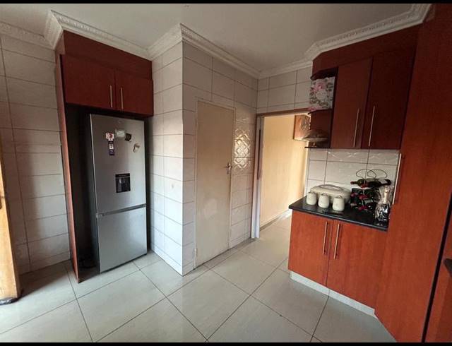 1 BEDROOM PROPERTY TO RENT IN LYTTELTON